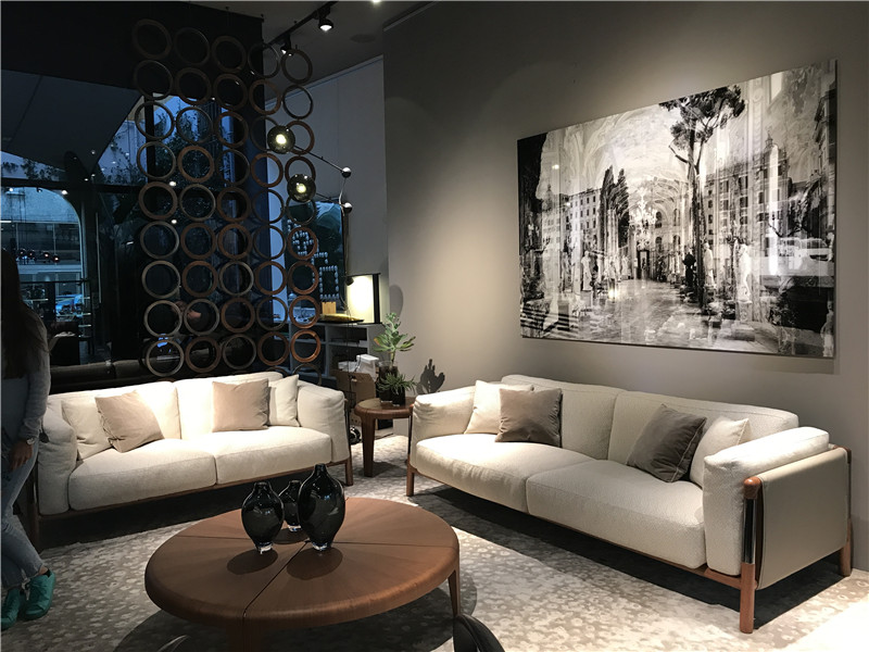 1507517018151667.jpg URBAN 沙發(fā).jpg