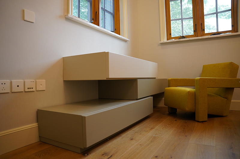 1708573604161379.jpg g (1).jpg