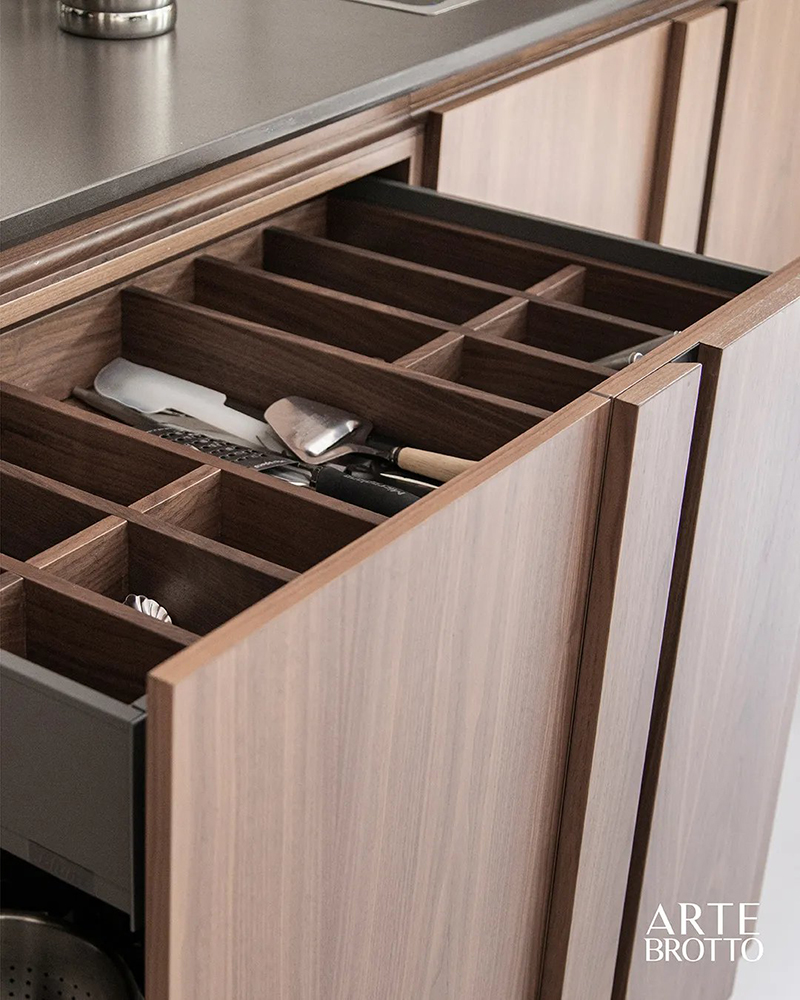 1712134223274641.jpg 26.jpg