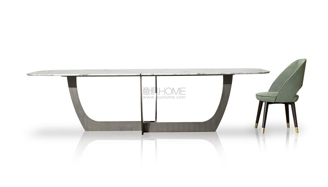 ROMEO-TABLE 餐桌