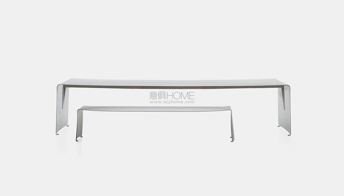 LA-GRANDE-TABLE 桌子