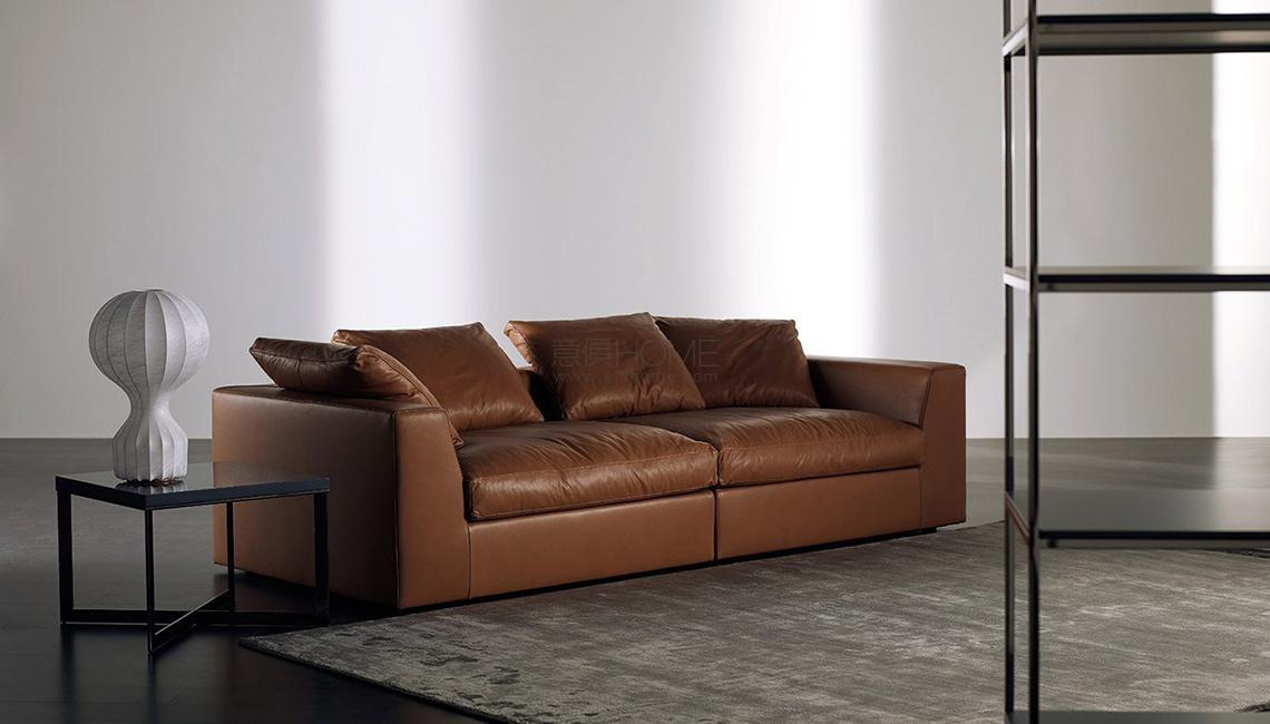 LOUIS PLUS 組合沙發(fā)