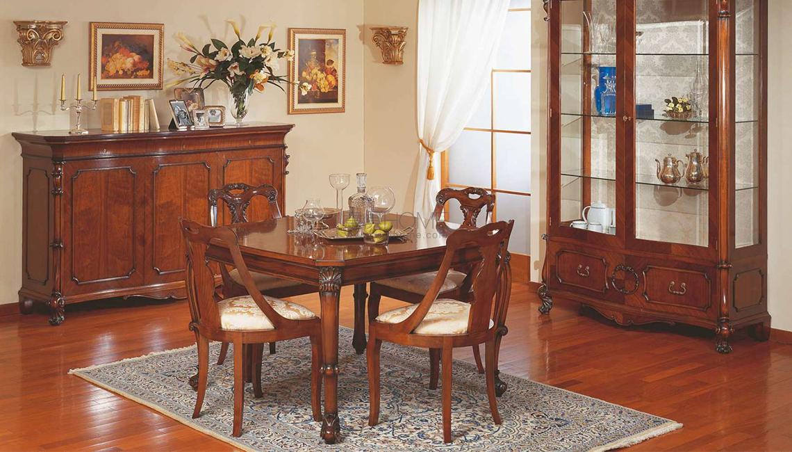 15Sicilian 18th century dining room 餐桌