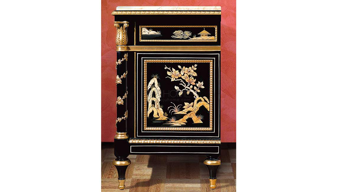 VIMERCATIChina collcetion Louis XV 邊柜