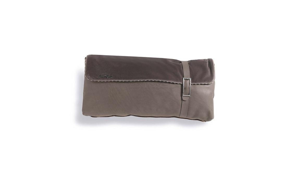 vittoriafrigerioVF06 抱枕