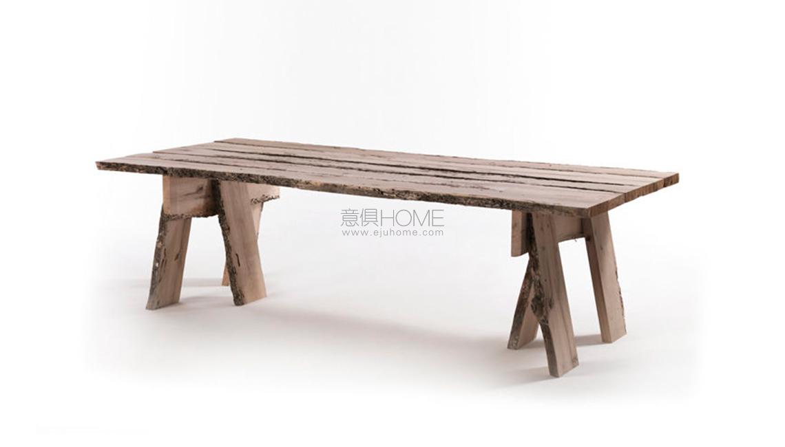 Frammenti di wabi-sabi餐桌