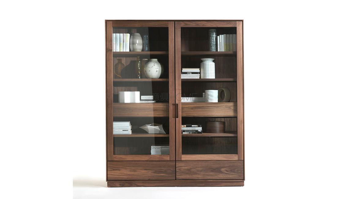 Colonia 2013餐邊柜