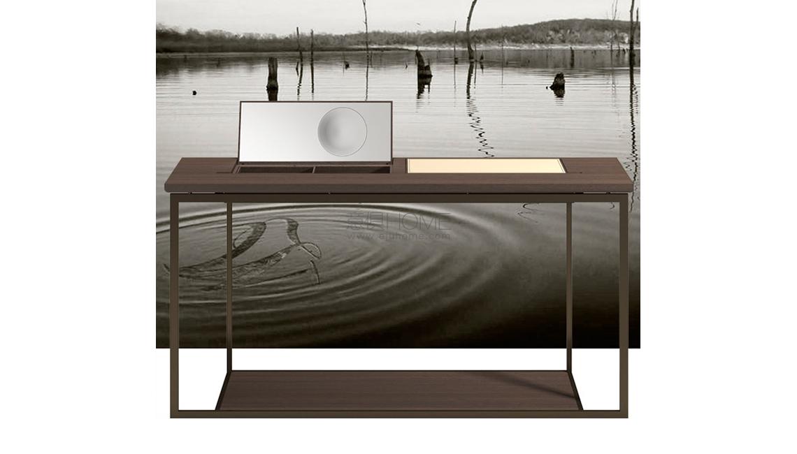 CHIWINGLOKYRA 梳妝臺