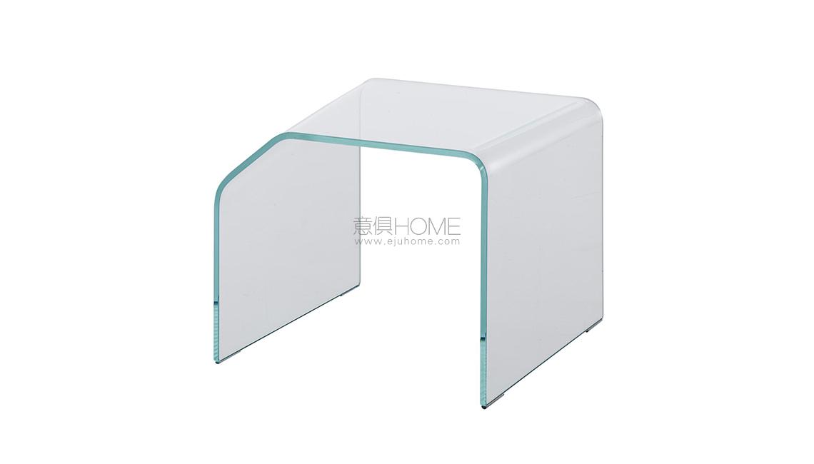 CORNER'S PLACE角幾