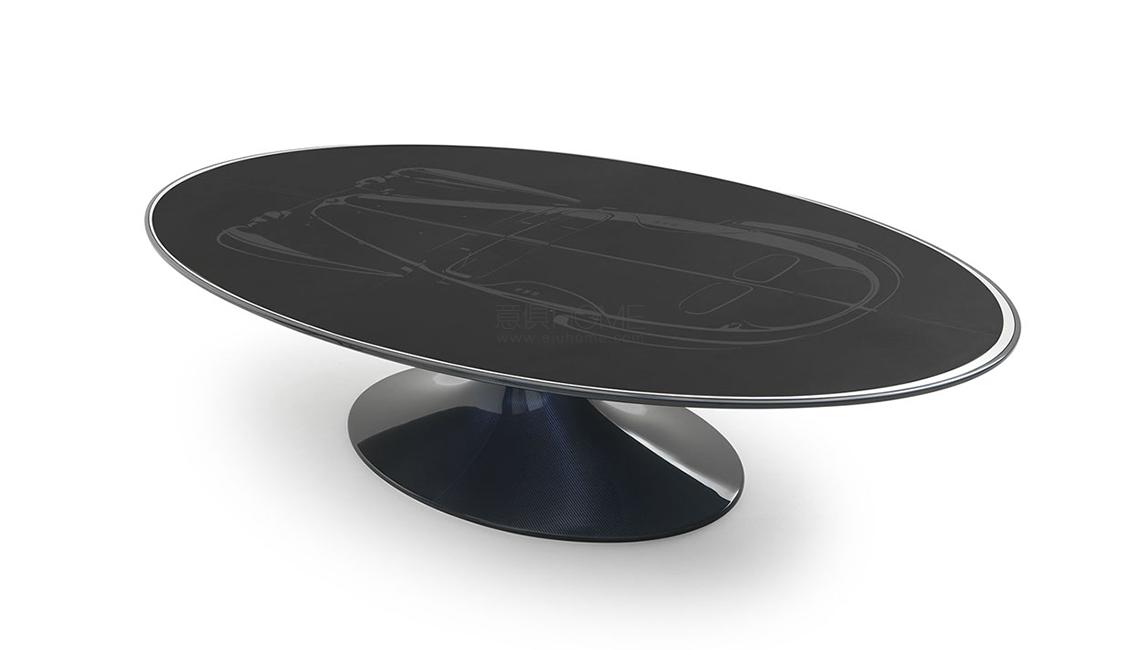 BUGATTIATLANTIC餐桌