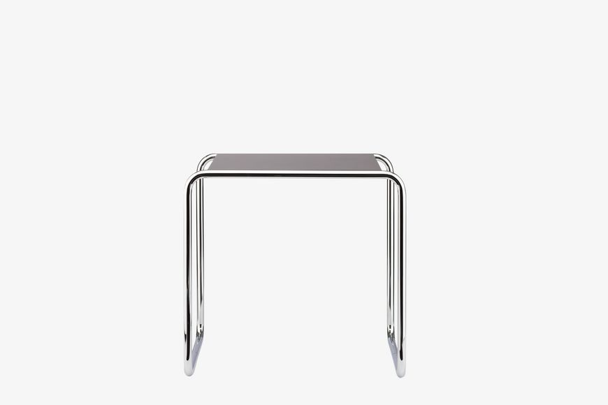 B 9 B SIDE AND NESTING TABLE 邊幾