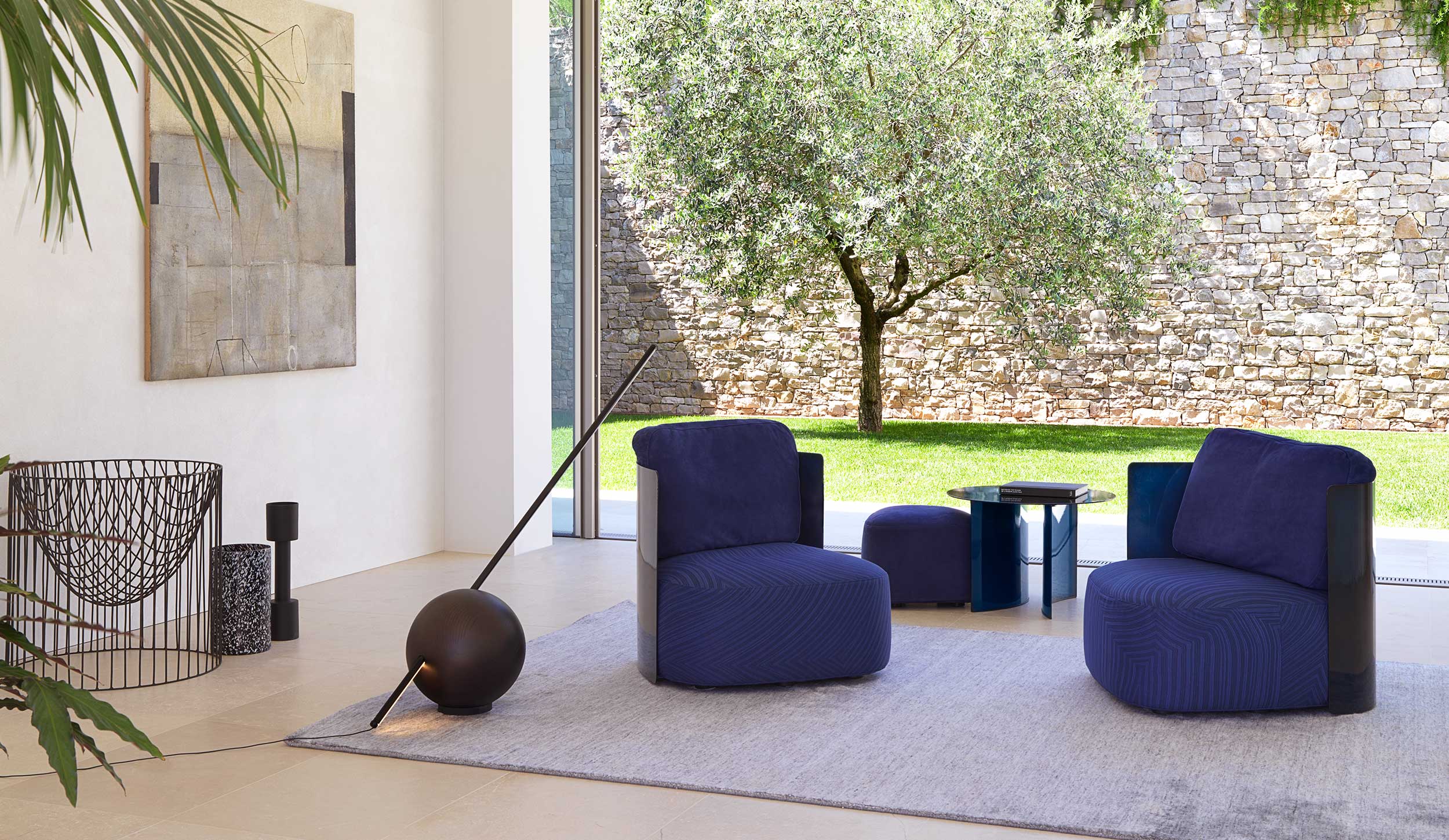 FLOUPierre small armchairs休閑椅