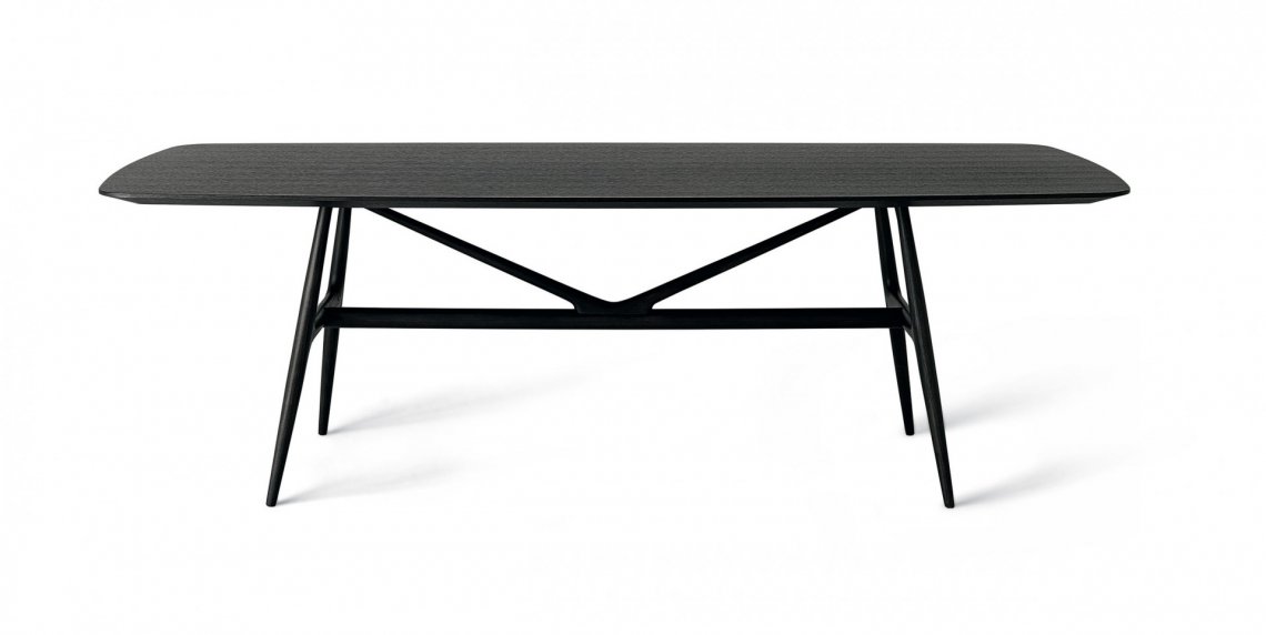 MISURAEMMEGAUDI'長餐桌