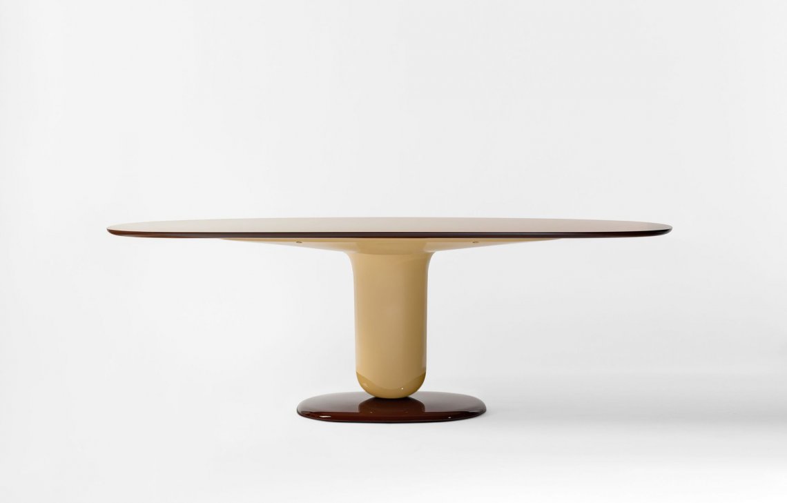 BD barcelonaexplorer-220 餐桌