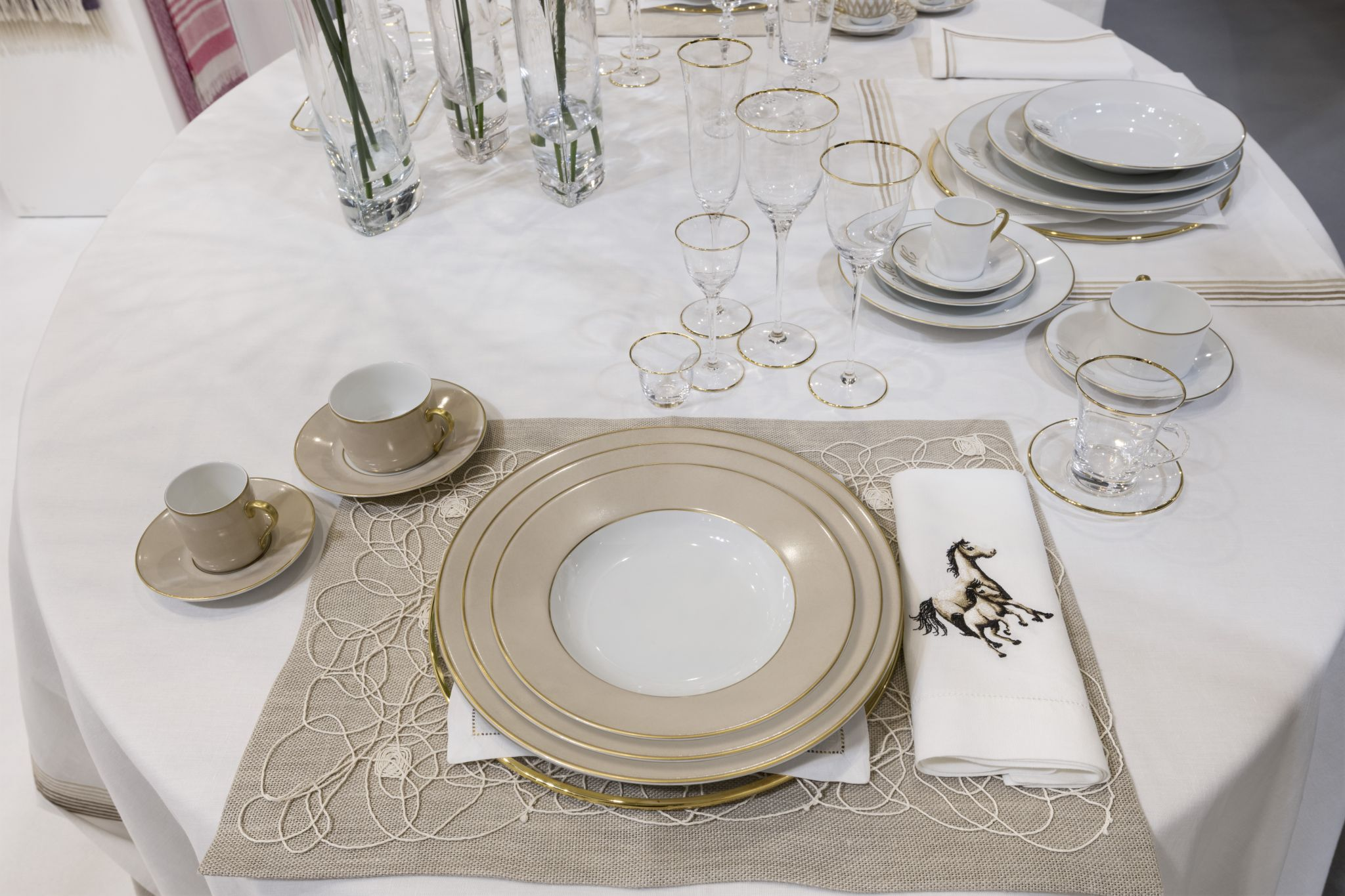 MAISON CLAIREMODELLO SABBIA餐具