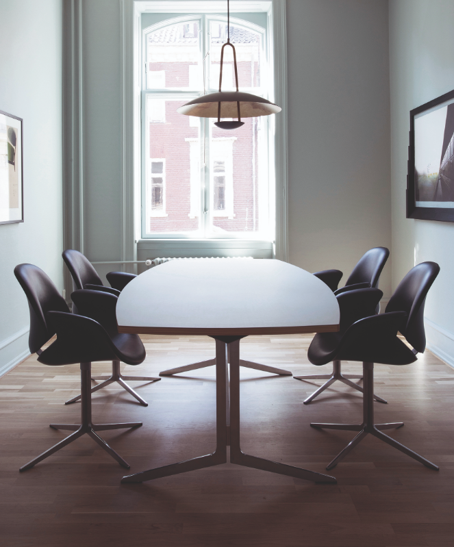 ONECOLLECTIONCOUNCIL TABLE.辦公桌