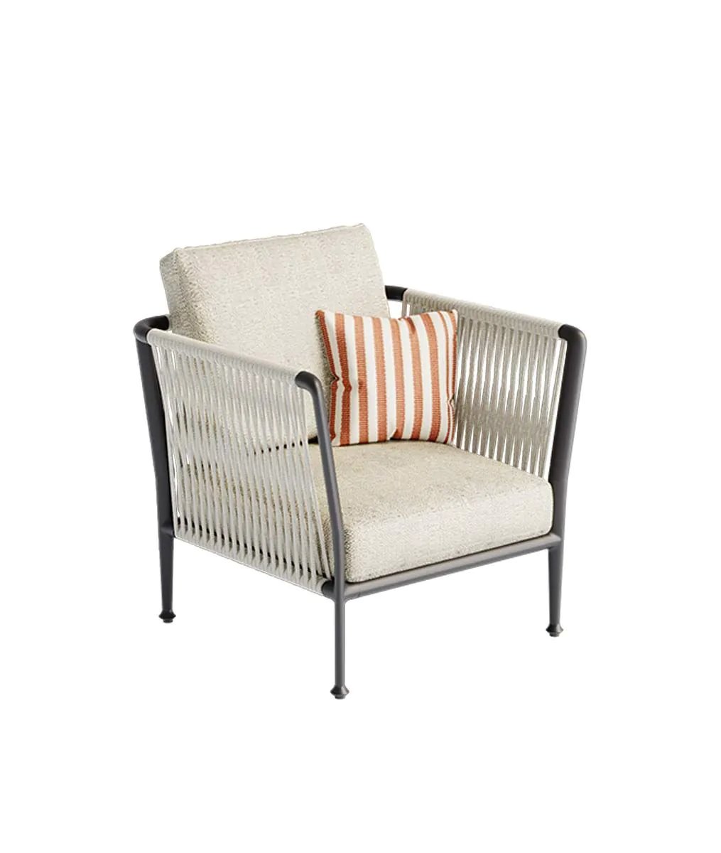 UnopiuPoltrona Treble扶手椅