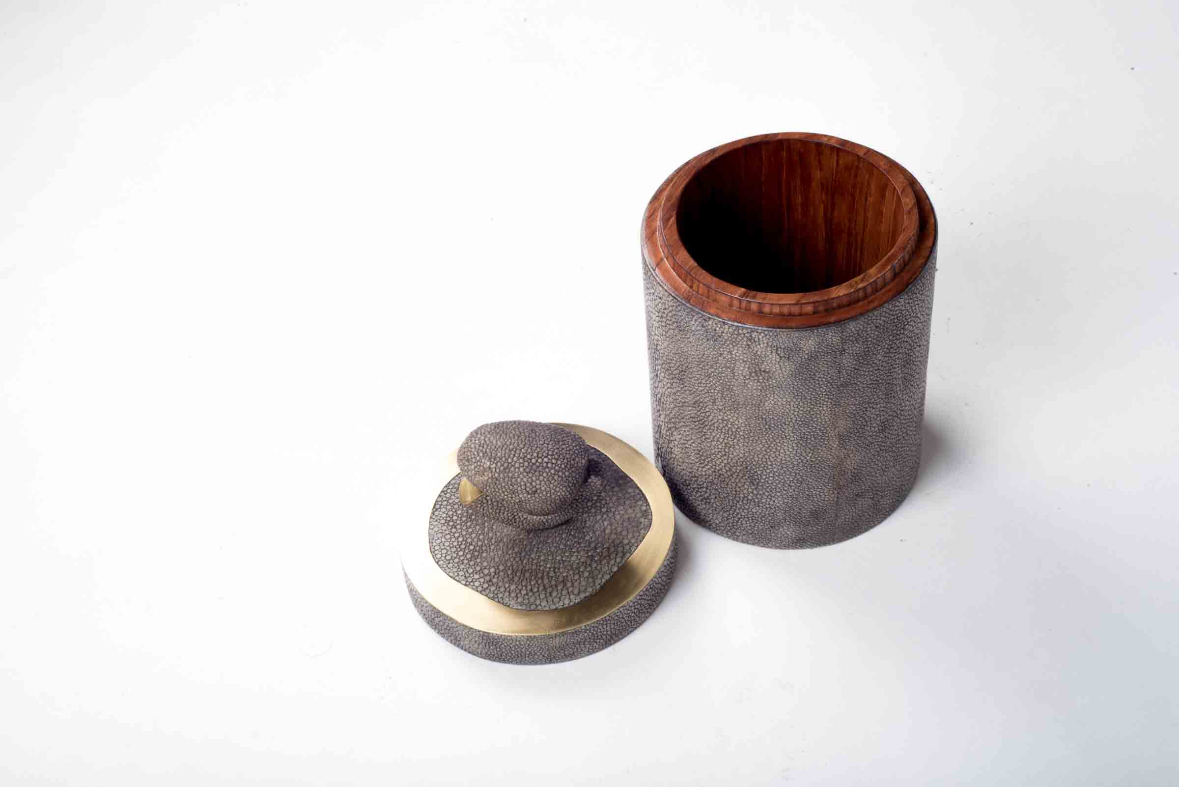 R&Y AugoustiAmorphous Box2盒子