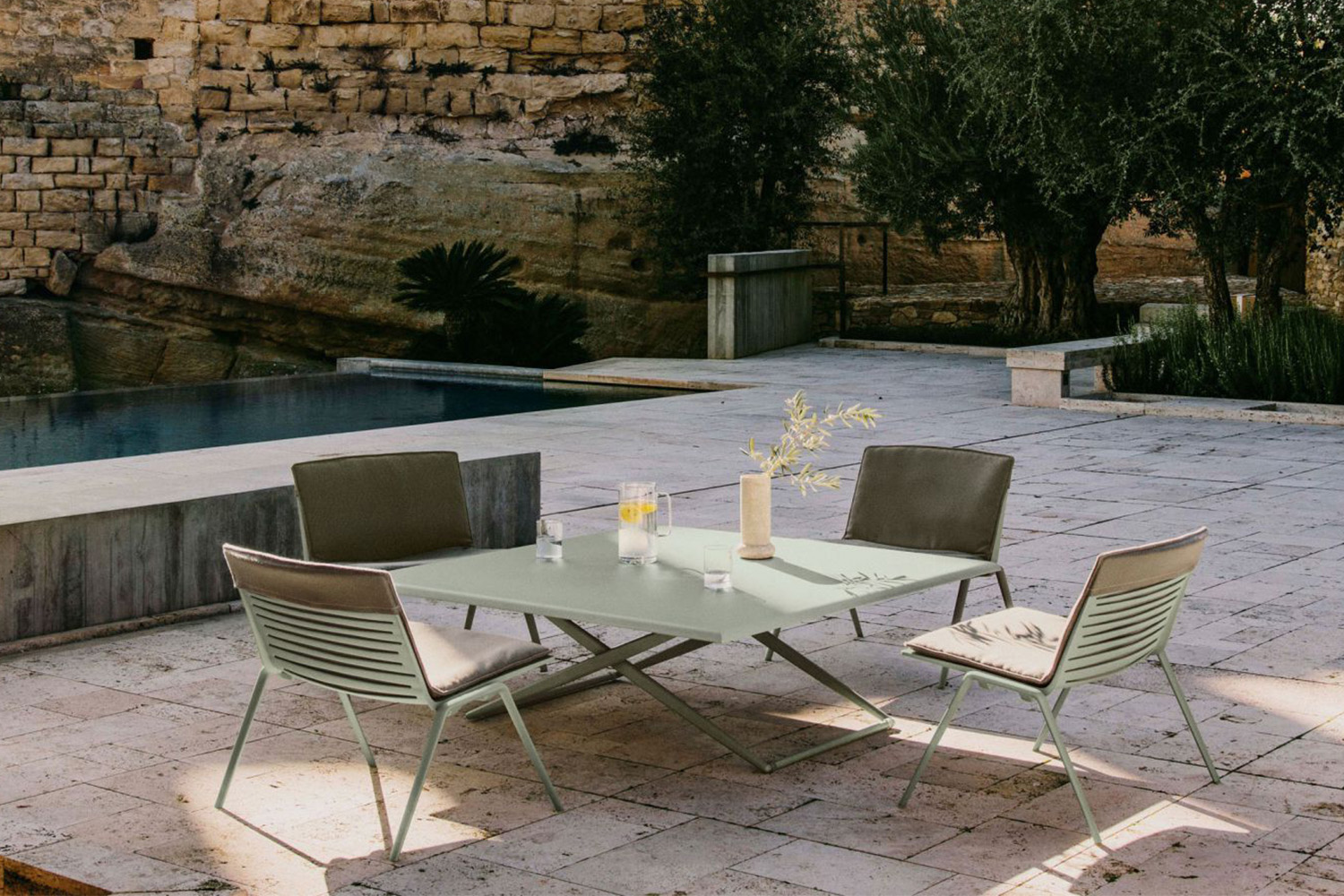 FAST現(xiàn)代簡約